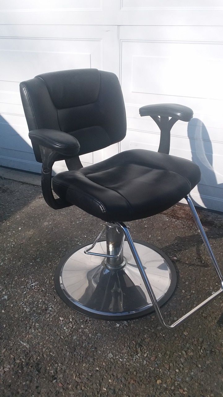 Beauty shop / Barber Shop chair