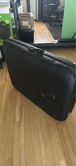Massage table