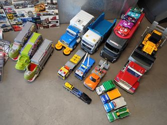 The Great Collection Of  Truckings Of Diferents Size 