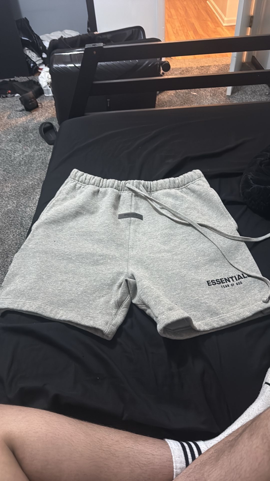 Essential shorts large