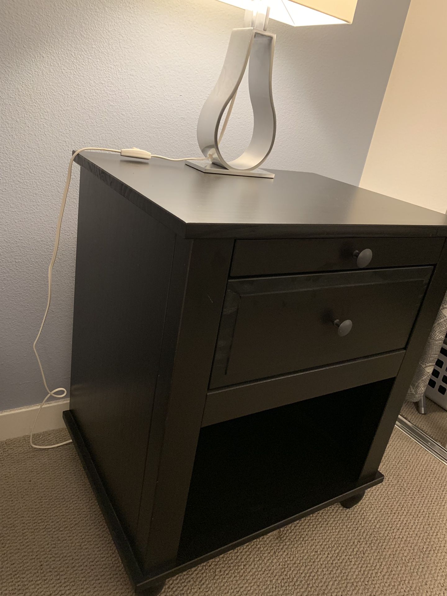 Hornsund nightstand deals