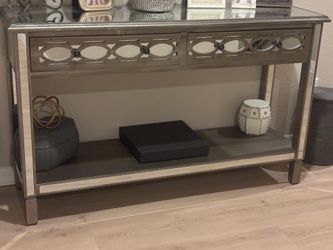 Mirror gray table