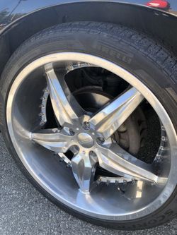 22” fose wheels 5 nuts, 114.3 bolt pattern