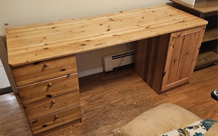Pine Desk Set