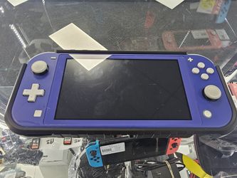 Nintendo Switch Lite. ASK FOR RYAN. #4(contact info removed)976-05