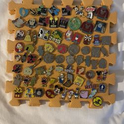 Disney Pins 