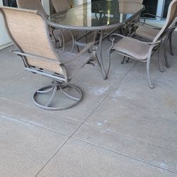 Outdoor Set, Aluminum. Rust Free  6 Chairs. Two Swive and Recliner l  With Glass Top Table