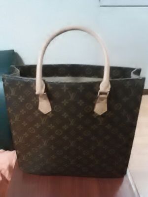 New and Used Louis Vuitton for Sale in Louisville, KY - OfferUp