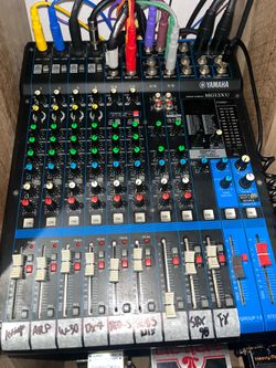 Yamaha MG12XU Mixer