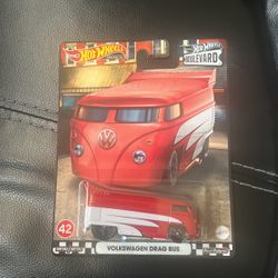 Hotwheels Premium Volkswagen Drag Bus