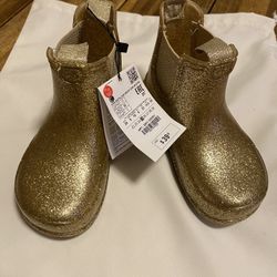 New Toddler Short Rainboots. Zara Size 9c