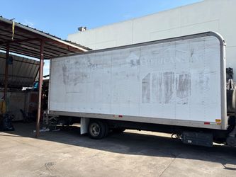 White Box Truck 24ft