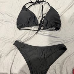 2 Piece Bikini Sets – Multiple Styles (Medium)