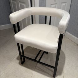 Counter Stool With Arms 