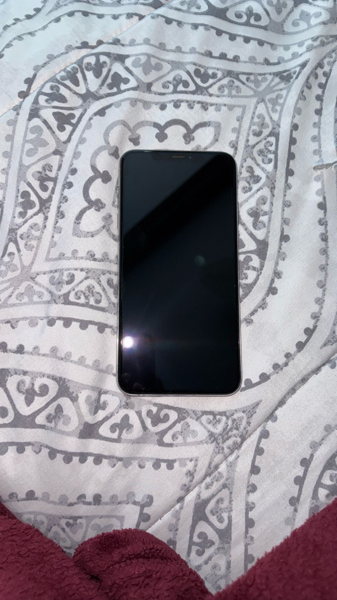 iPhone XS Max – 256 GB – AT&T Only