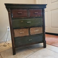 Small Dresser 