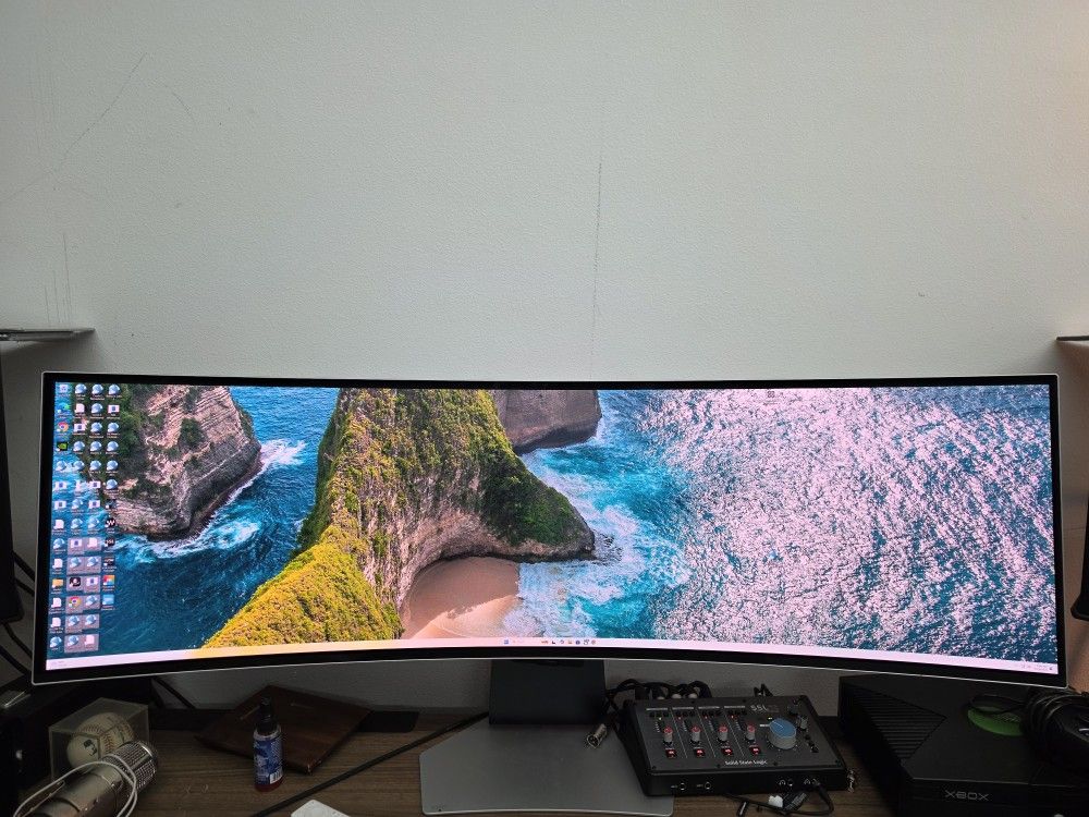 Samsung OLED G9