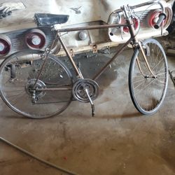 Vintage Schwinn 10 Speed Mens Bike