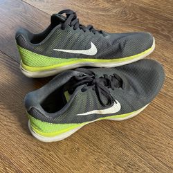 Women’s Nike , Size 8.5, 