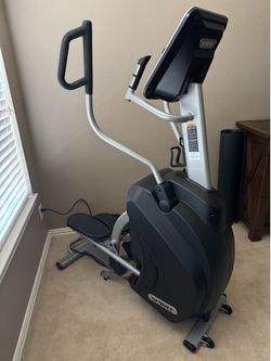 SPIRIT XS895 Adjustable Incline Stepper