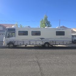 1999 Fleetwood Pace Arrow