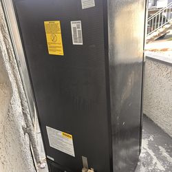 Refrigerator/Appliances