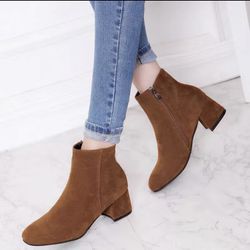 NEW Women Suede Ankle Boots Size 8 8.5