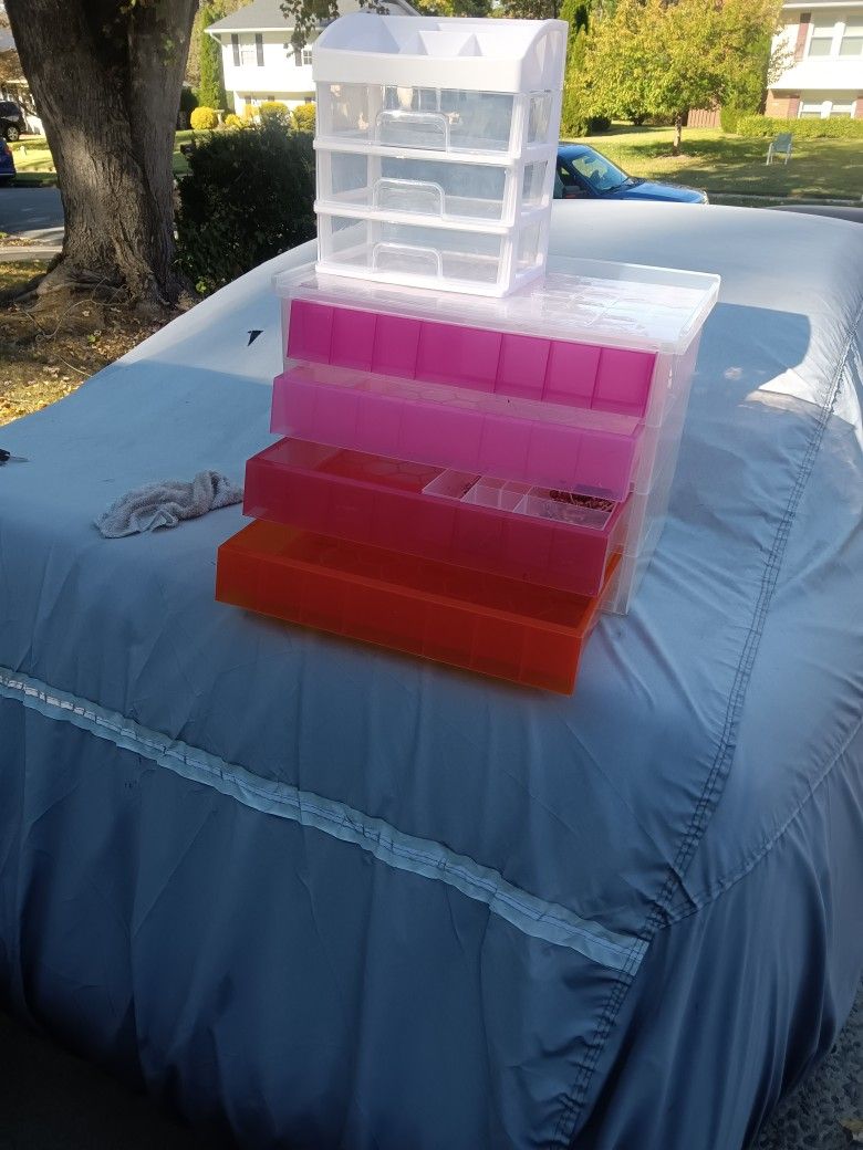 This Item Can Be Used For Jewelry Or Cosmetics