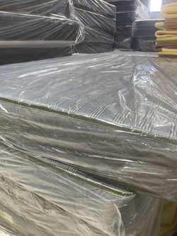 Queen Mattress Set