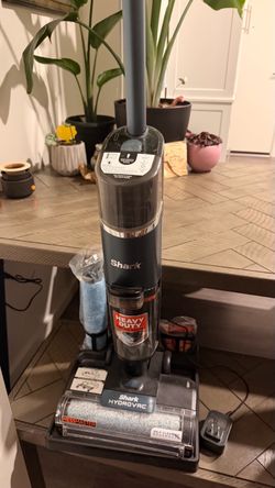 Shark HydroVac Wet/Dry Cordless Vacuum