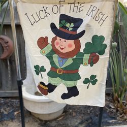 Look At The Irish Leprechaun Pot Of Gold St. Patrick’s Day Theme House Flag