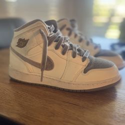 Air Jordan 1 Mid SE GS 'Pewter Velvet Toe'