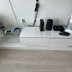 White Modern TV Stand