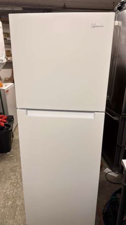 Seasons 10.1 Cu. Ft. Top-Freezer Refrigerator