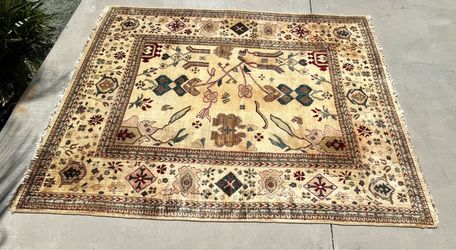 Free!! 8 x 10 ft wool rug