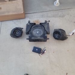 Can Am Maverick x3 Speaker pods, Sub, and Amp