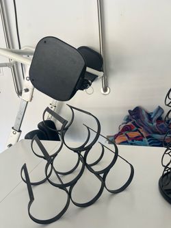 Wine bottle holder