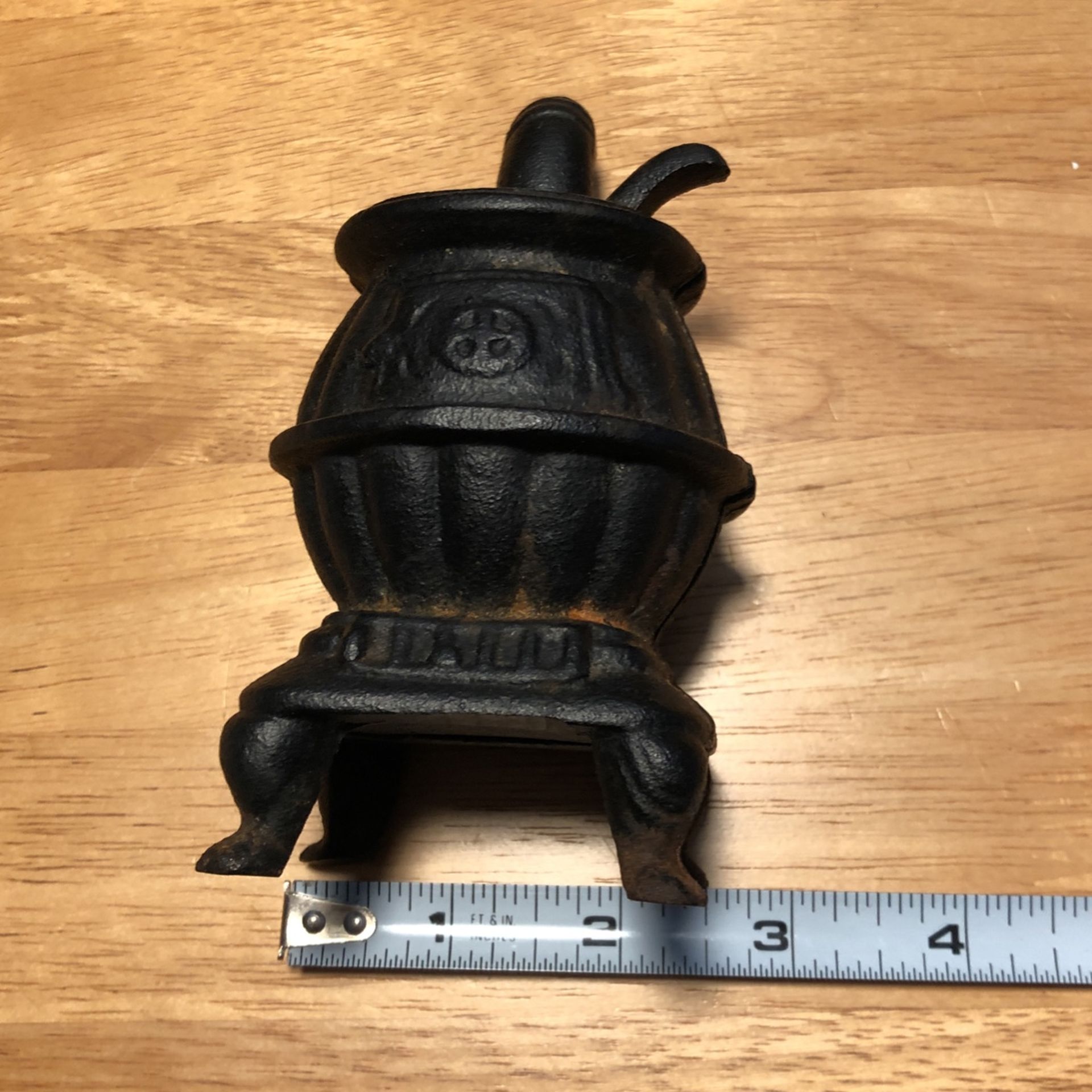 Vintage Antique Small Miniature Black Cast Iron Pot Belly Toy Stove w/ Lid