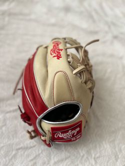 Rawlings baseball glove