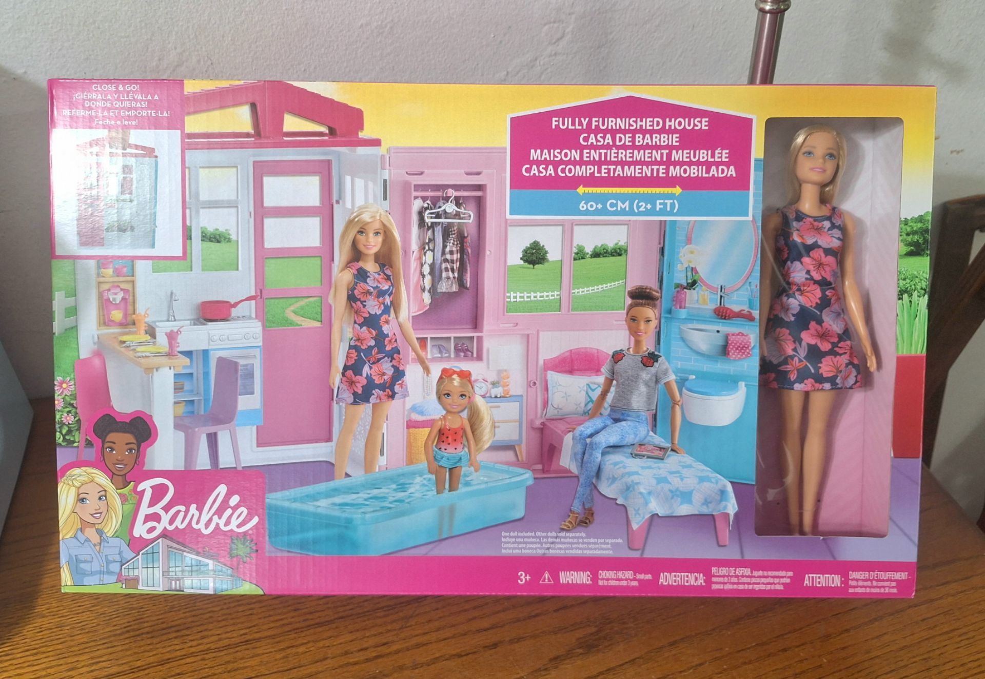 New, Sealed!! BARBIE...FULLY FURNISHED FOLD AND GO PLAY-HOUSE + DOLL AND ACCESSORIES.