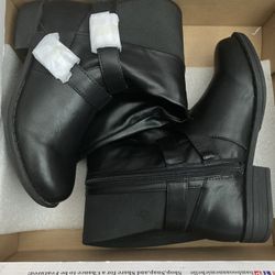 Woman Black Boots