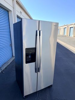 33” stainless steel apartment size refrigerator