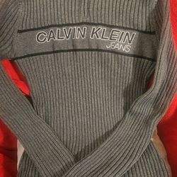 Reduced To Lowest Price $28✨️🎀Calvin Klein Jeans grey sweater. Size M🎀