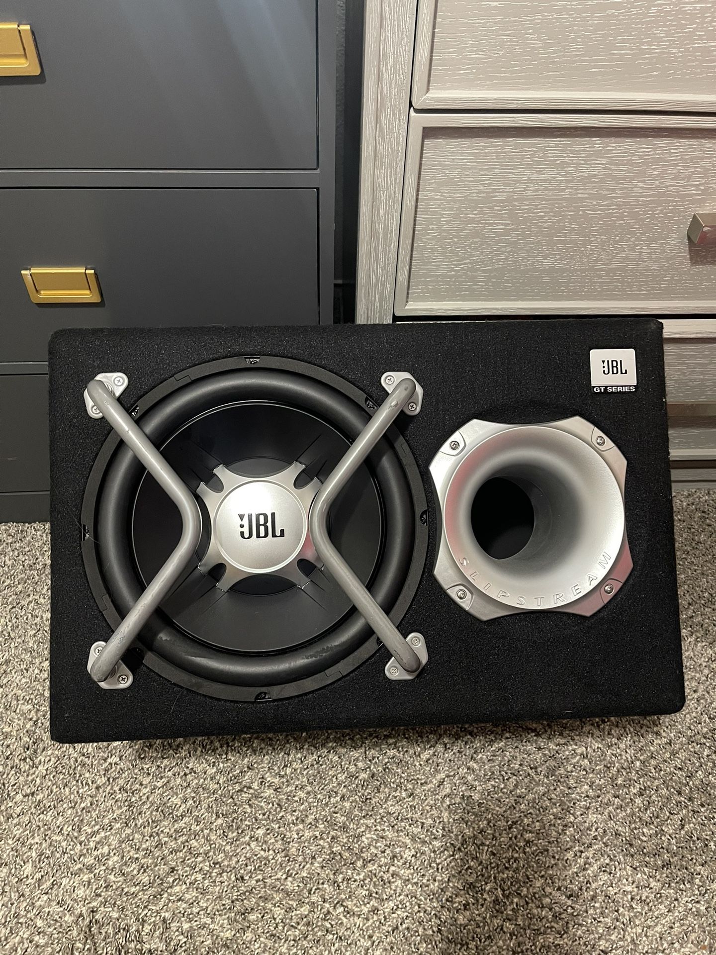 JBL car subwoofer and amplifier 2 in one 