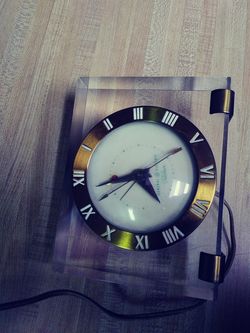 Vintage General Electric Telechron Clock