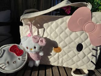 Hello Kitty purse and small round zipper pouch
