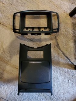 Infiniti G37 trim pieces