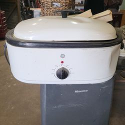 GE Roaster Crock pot, 18 Qt