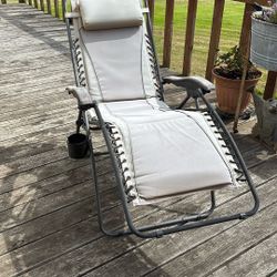 Cabela’s Lawn Chair