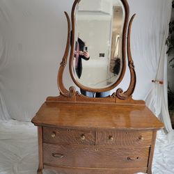 Antique Dresser With Mirror 